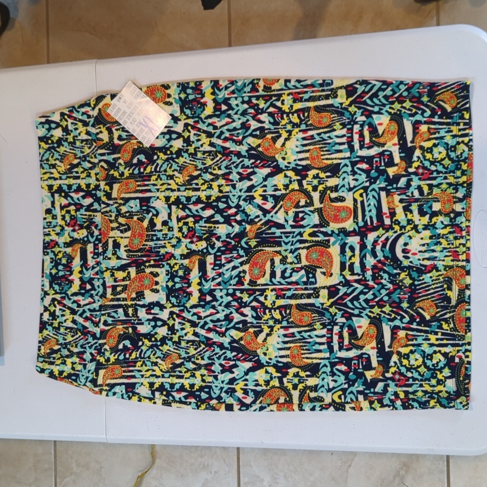 LuLaRoe Cassie Pencil Skirt Size XL